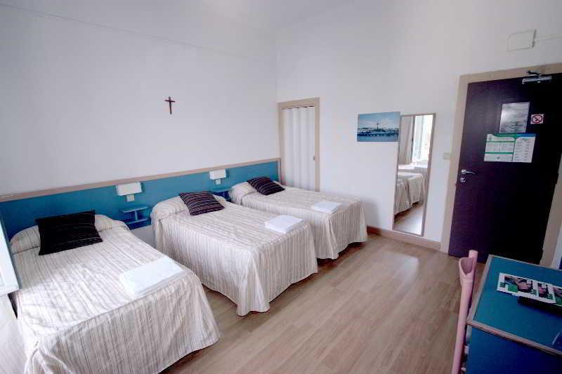 Hotel La Source Lourdes Esterno foto